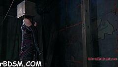 Inflicting Pleasure On Babe's Slit!