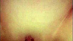 Kiwi milf plays with beads