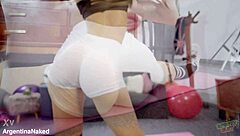 Does this amazing body hide a wet pussy under leggings?