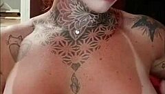 Tattooed Fitness Babe Dedicates Sensual Video To City Viewers On Red