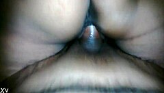 Ela Sentando De Costas 4