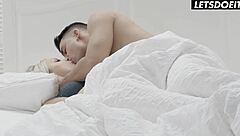 Passionate morning quickie with beautiful czech model