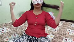 Boyfriend Shaves Pussy for Fucking