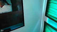 Latina milf loves oral!