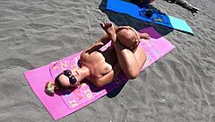 A guy had a heated encounter on a naked beach during a heatwave