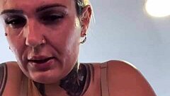 Famous influencer trains in thong at gym, bodybuilders stare at her dripping wetness