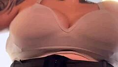 Famous influencer trains in thong at gym, bodybuilders stare at her dripping wetness