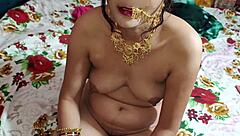 Married bhabhi hidden, dirty talk excites, fantastic climax!