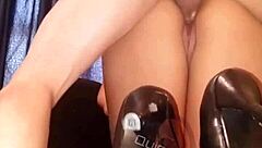 follando sin condon con el novio de mi amiga y casi termino dentro