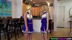 Do sweetheat cheerleaders swap with stedads?