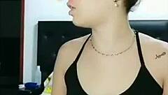 A sexy Venezuelan girl gets fucked in Colombia