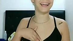 A sexy Venezuelan girl gets fucked in Colombia