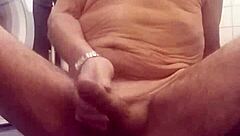 chris performs in casual cam show