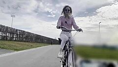 miss daisy diamond on wheels bike vlog