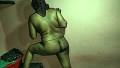 Dewar Fucks Bhabhi In Bedroom!