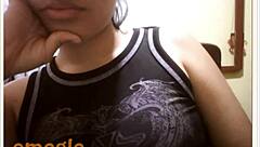 Big Tits Babe Showing Off On Webcam?