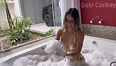 The married man with a big dick fucked the young girl in the motel room