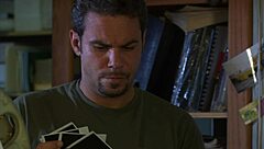 Bad detective demands close cooperation from sexy mechanic