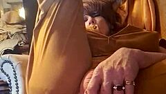 Fine ass tranny uses big dildo intensely