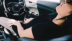 Horny girl masturbates in car after gym!
