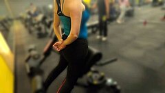 si me llevas al gimnasio prometo recompensarte muy bien zamira culona va al gimnasio junto a su hijastro