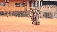 Traditional love with village doctor, can't get wet for months.