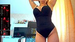 Big Tits Blonde Webcam Model With Sexy Ass