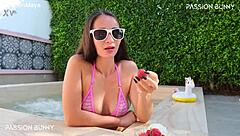Good morning from a hot bikini model with berries chill!