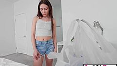 Petite stepsis coped with loss, found strength in intimacy