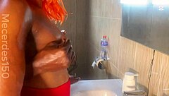 Wet pussy fuck in the bathroom with horny Daisy