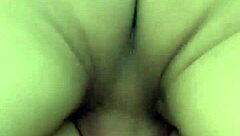 Peguei ela no flagra tomando banho e cair de boca na buceta