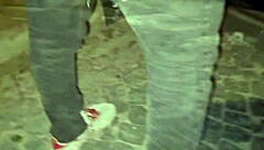 L'uomo spying sulla ex, affamato di amoroso ardore