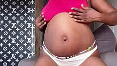 This looks perfect on a strong dick! Do u like what u see? 😏