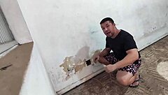 casa nova trollando minha namorada jogando barata nela