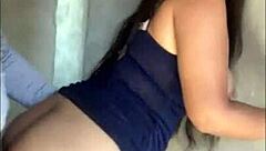 I offered a Venezuelan girl money for public fun