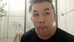 casa nova trollando minha namorada jogando barata nela