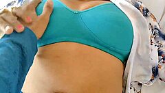 Хей, искаш ли да се присъединиш към горещо деси чудаи със секси заварена сестра на приятелката ми?