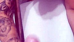 Marido Roludo Mandou A Esposa Ajoelhar E Chupa A Pica Dele