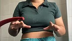 Exhibitionist Flashes Swollen Big Pussy In Public