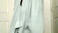 Feeling colors like the sun in slow dance