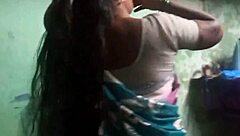 Aunty washed her clothes in the bathroom and became sexy