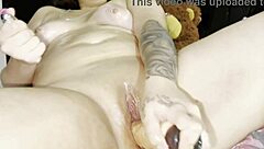 Masturbating Deliciously for Follower!