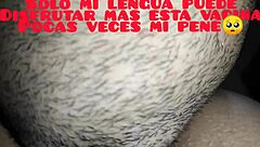 lamiendo culo y vagina de mi esposa ecuatoriana culona en cuatro.