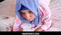 Muslim virgin teen deepthroats and fucks pussy