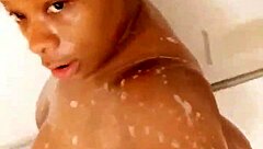 Having shower fun with BBW Danielle, so steamy and wet 😊