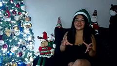 Grinch arrives in sexy mode