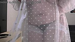 that big ass milf shaking in sexy panties