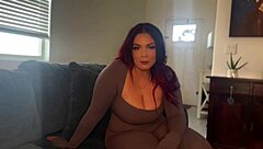 Scarlett Venom confesses her love for sex with many