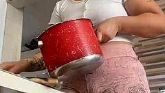 Chamei minha amiga da buceta grande pro almoço