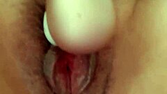 llego de la oficina con medias y me masturbo